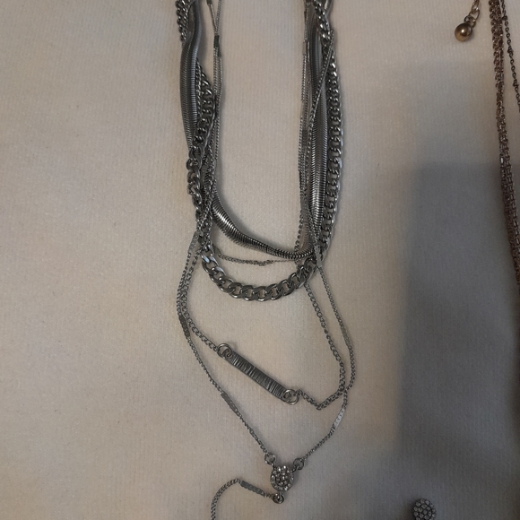 Necklaces - Picture 4 of 4